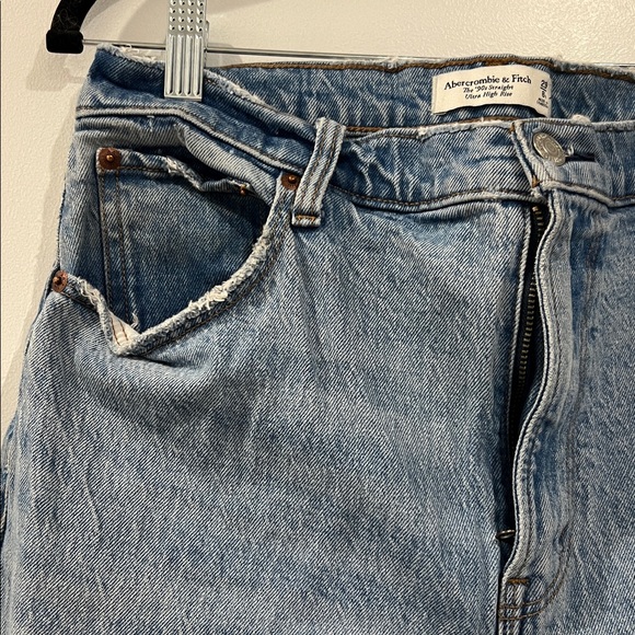 Abercrombie & Fitch Distressed High Rise Straight Leg Jeans - Picture 3 of 7